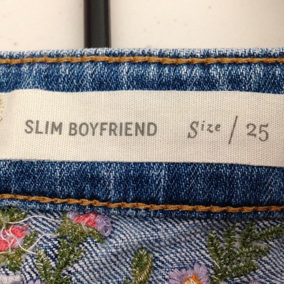 Pilcro and the Letterpress Women's Floral Embroidered Denim Blue Jean Sh… - Picture 7 of 8